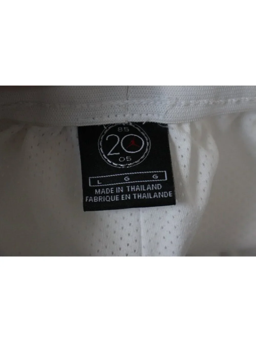 Jordan Mens Large 30 x 32 White Lined Track Pants L631